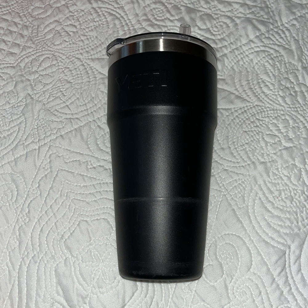 * Yeti Rambler 30oz Stackable cup - Picture 3 of 6